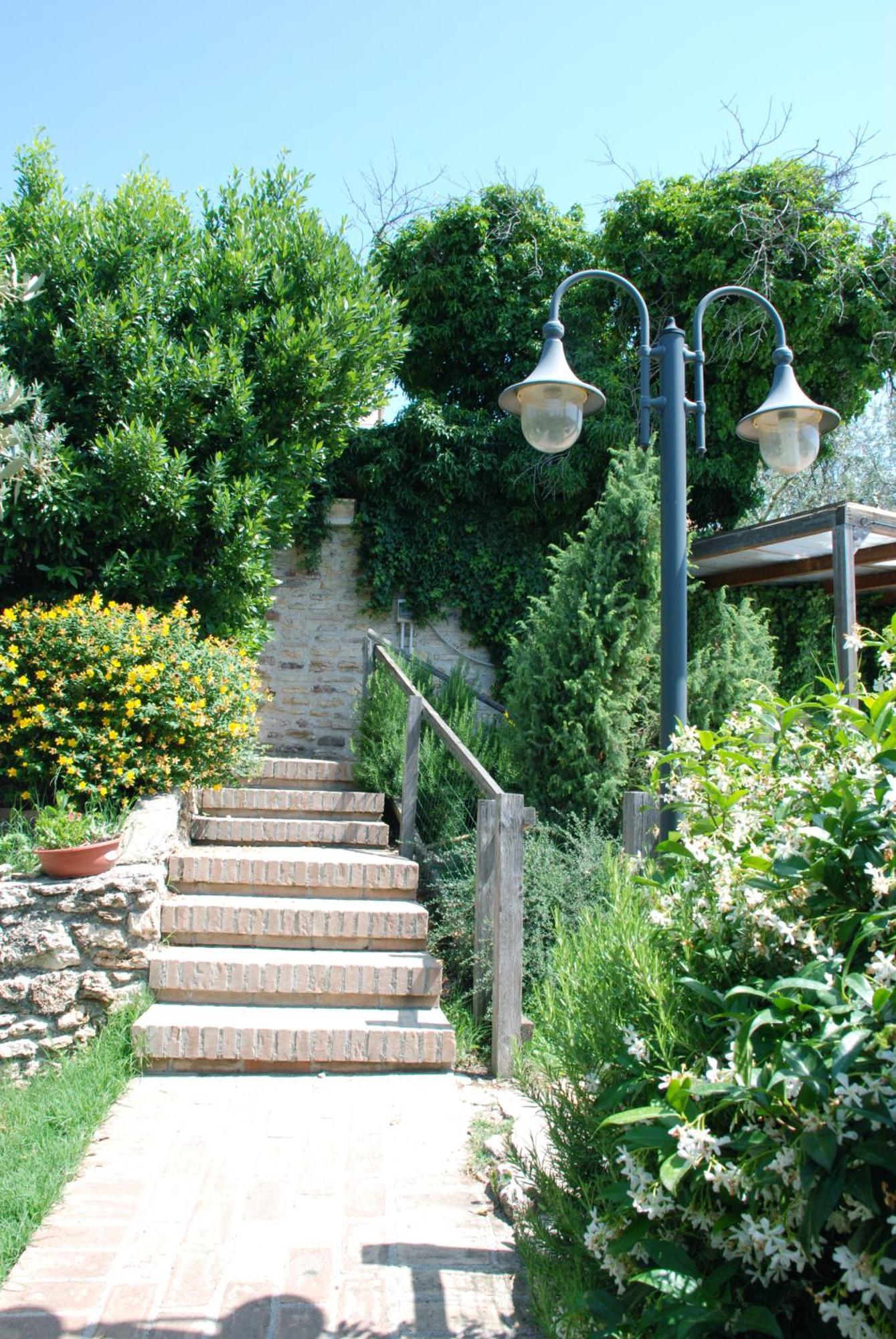 Agriturismo La Casella San Terenziano Экстерьер фото