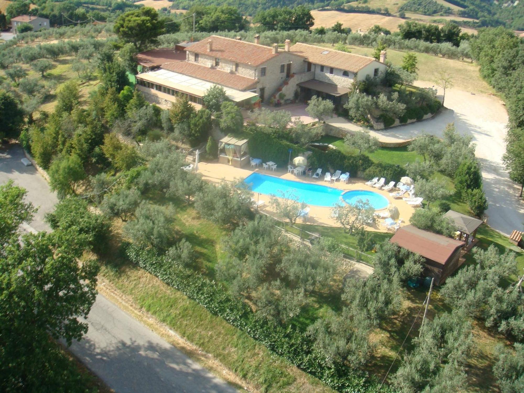 Agriturismo La Casella San Terenziano Экстерьер фото